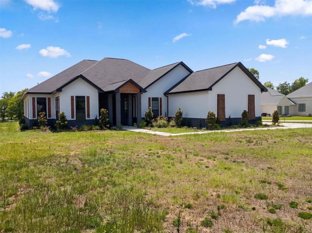 101 Windward Court, Farmerville