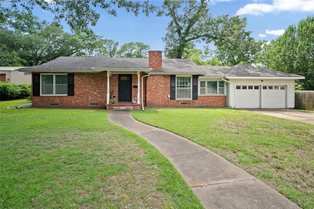 2717 Crestview Street, Tyler