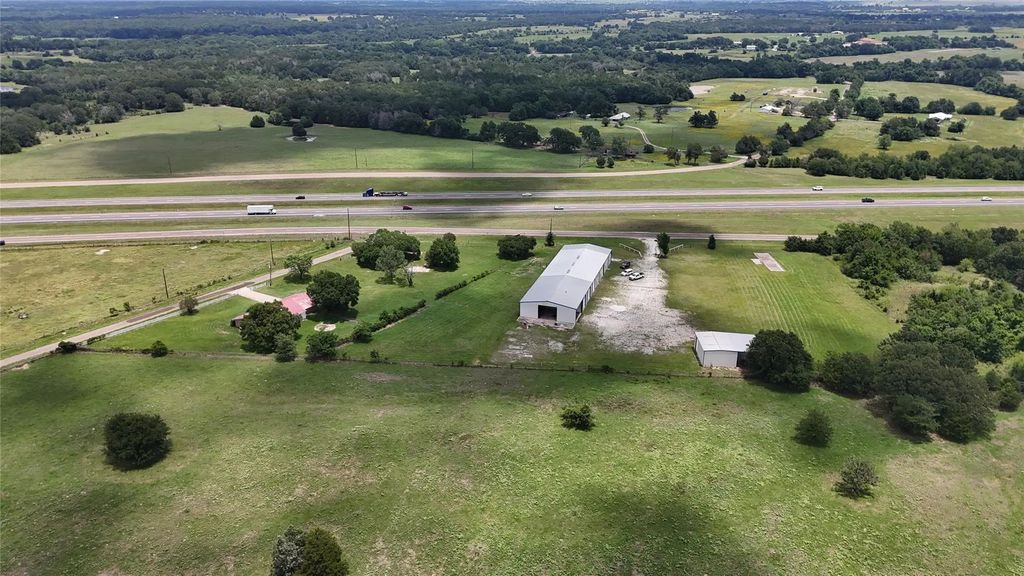 375 Interstate 45 N, Fairfield