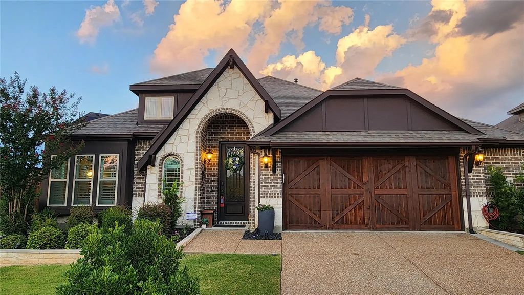 1225 Treasure Trail, Wylie