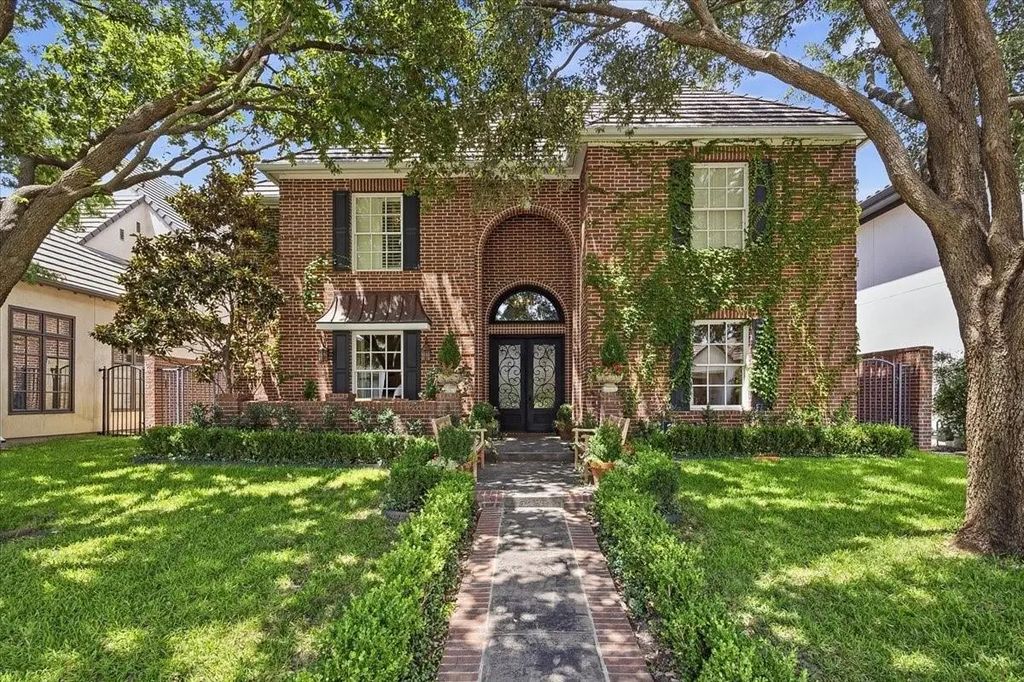 628 Deloache Street, Westworth Village