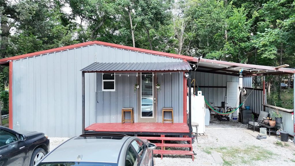 1425 Northshore Road, Quinlan