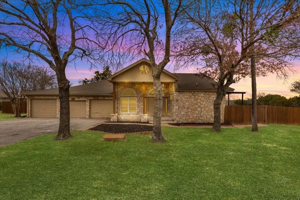 4017 Marana Drive, Granbury
