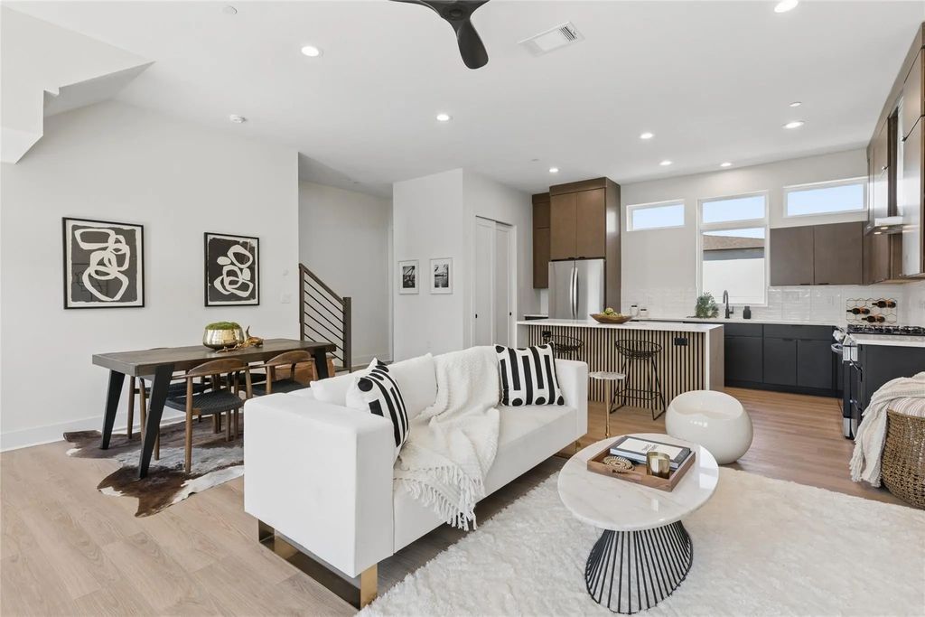 2202 N Carroll Avenue 104, Dallas
