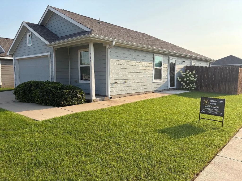 702 Slocum Way, Princeton