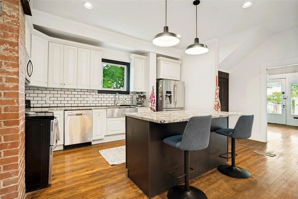 1015 N College Street, McKinney