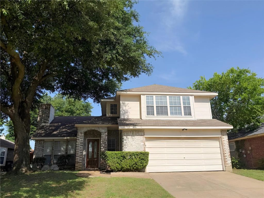 8316 Auburn Drive, Fort Worth