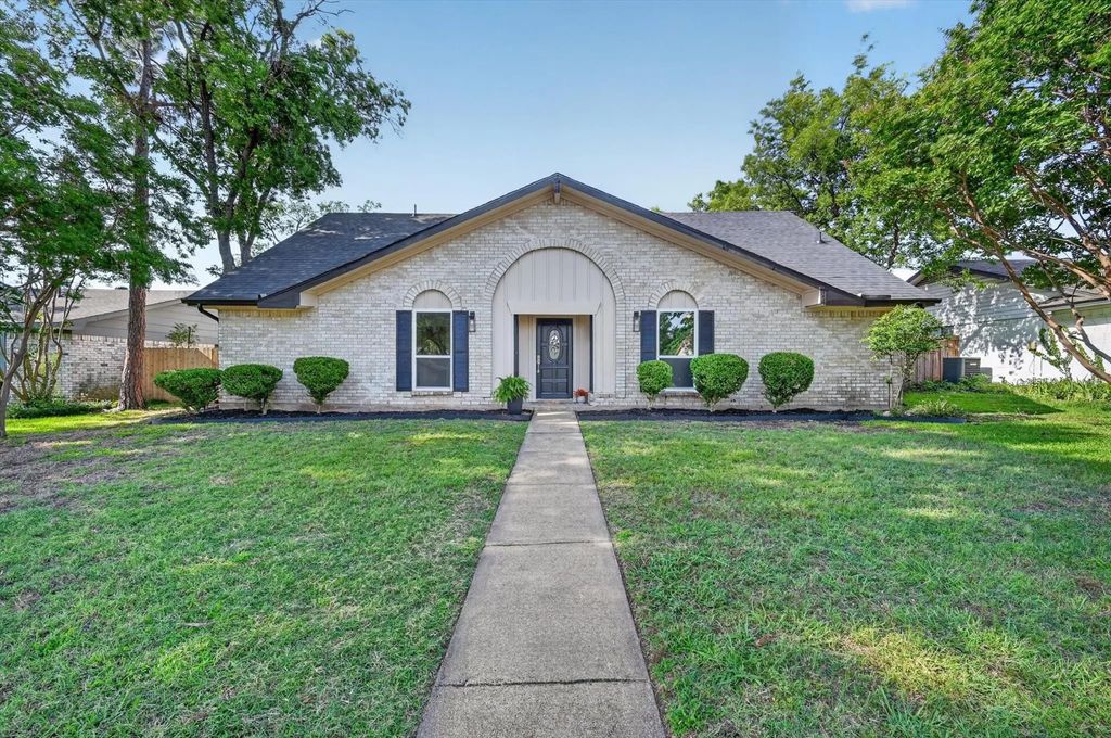 1802 Rainbow Drive, Richardson