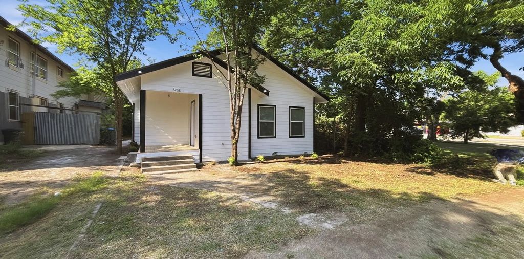 3208 Avenue J, Fort Worth