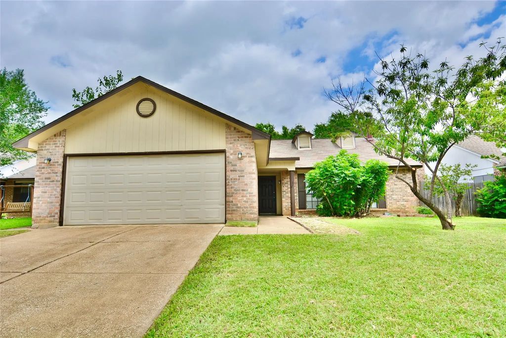 4133 Silverberry Avenue, Fort Worth
