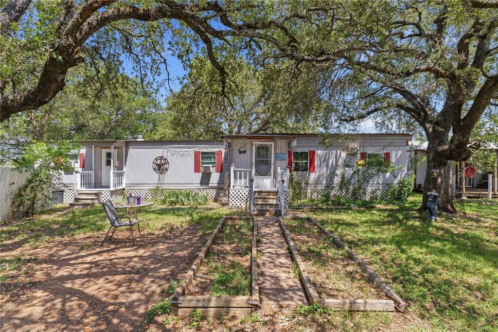 9401 County Road 456, Brownwood