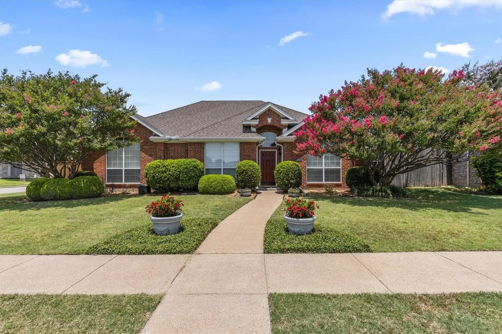 7201 Armstrong Lane, Rowlett