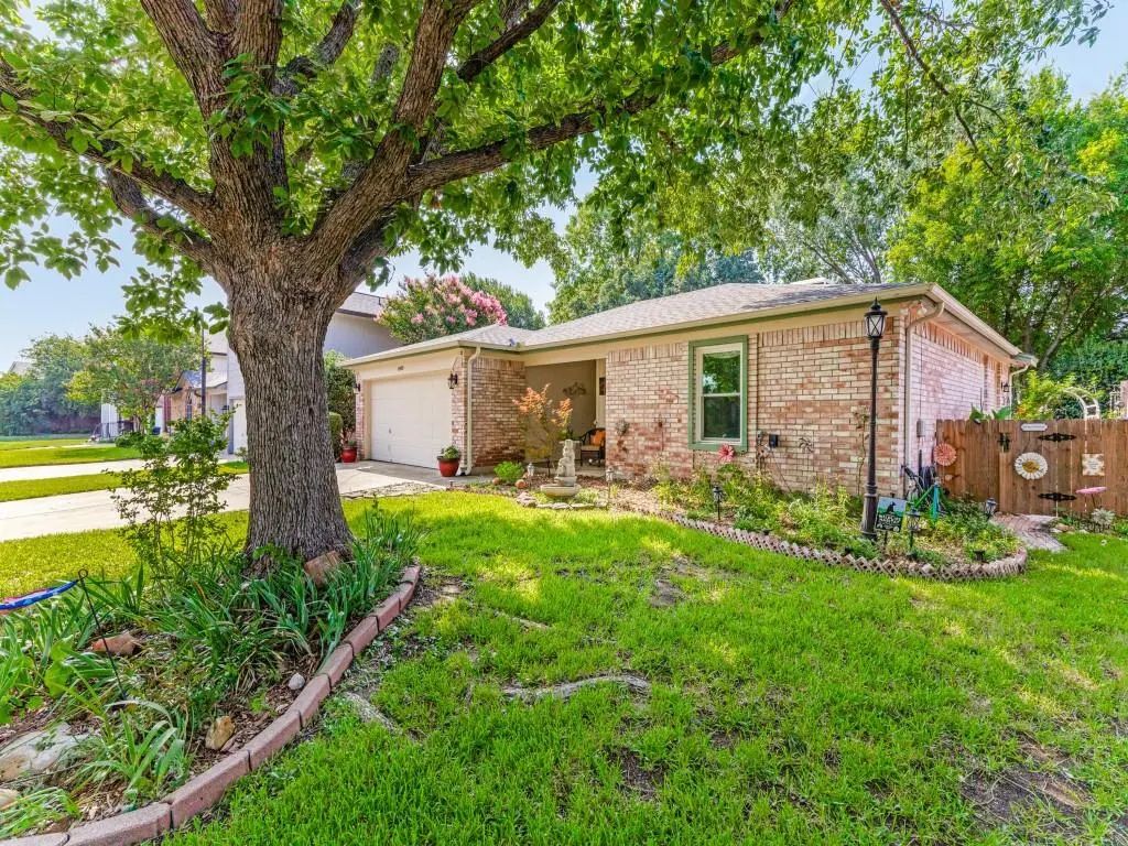 4909 Prairie Creek Trail, Fort Worth