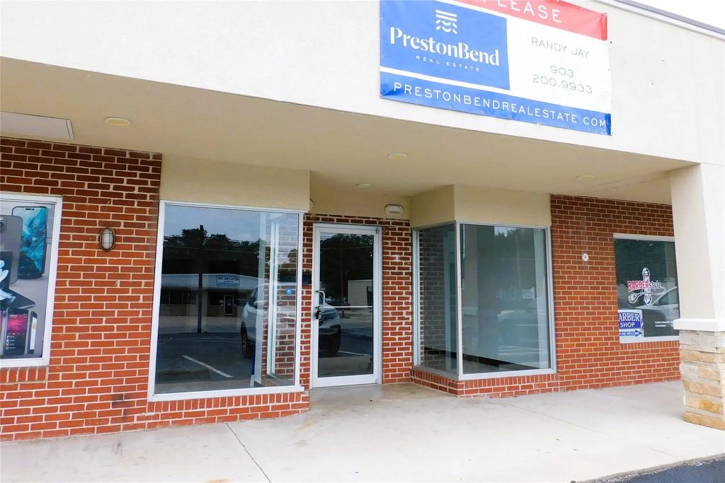 1421 W Houston Street, Sherman