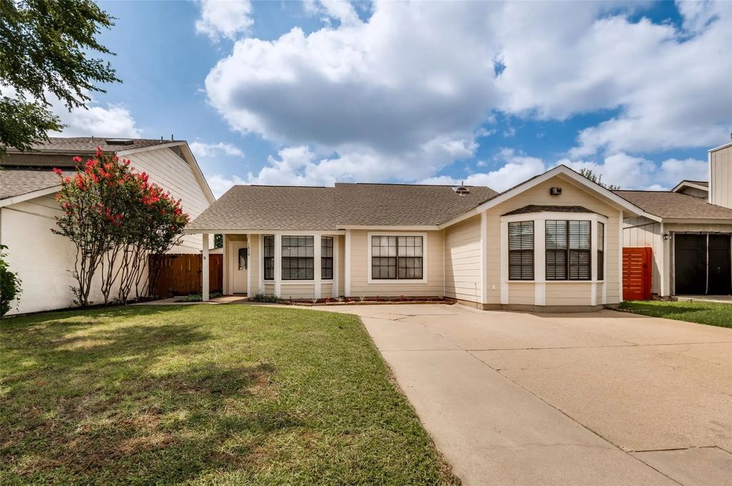 1616 Wickford Drive, Arlington