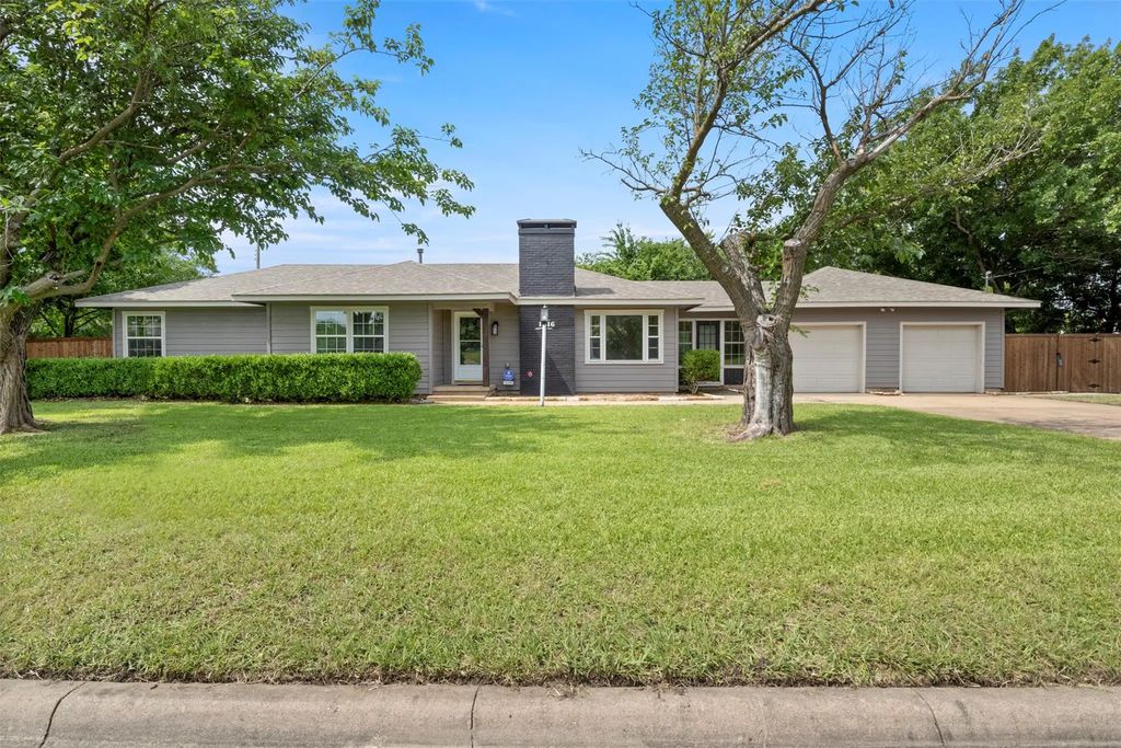 1516 E Peyton, Sherman