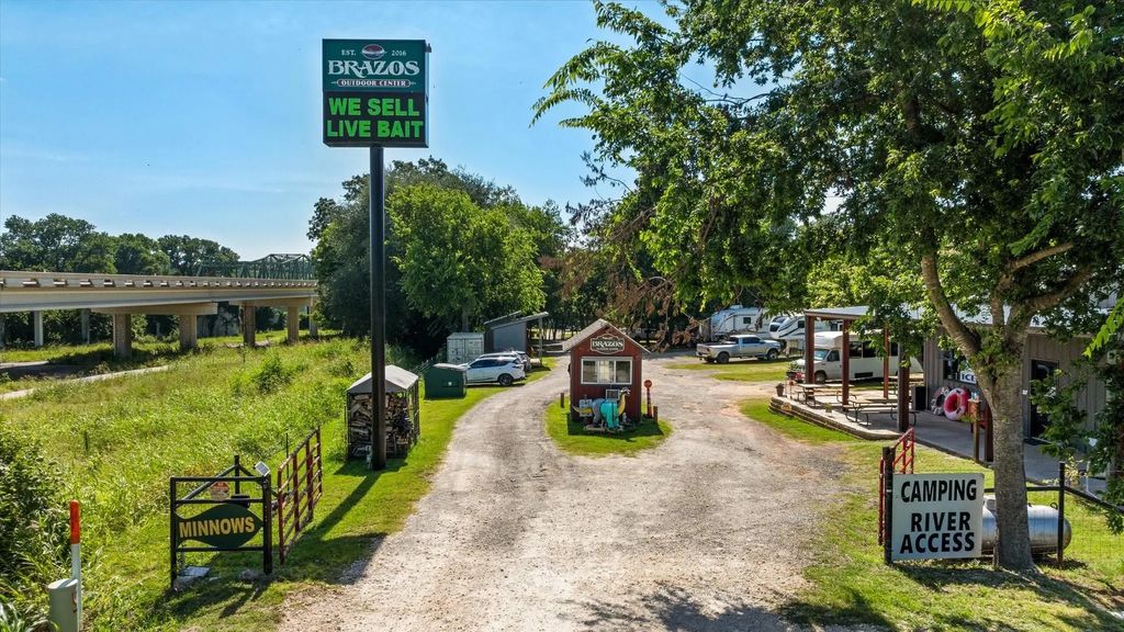 1191 County Road 316, Rainbow