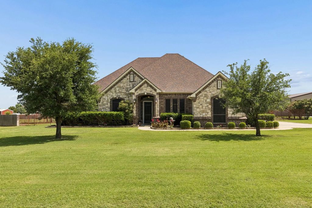 317 Singing Quail Trail, Haslet