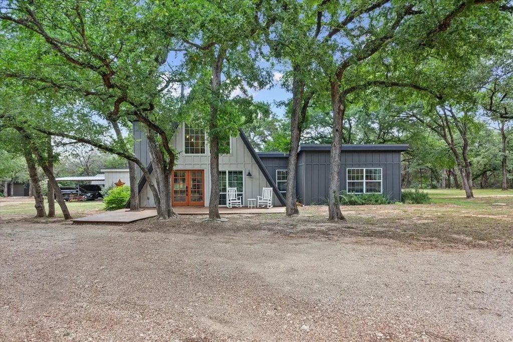 15988 Wortham Bend Road, China Spring