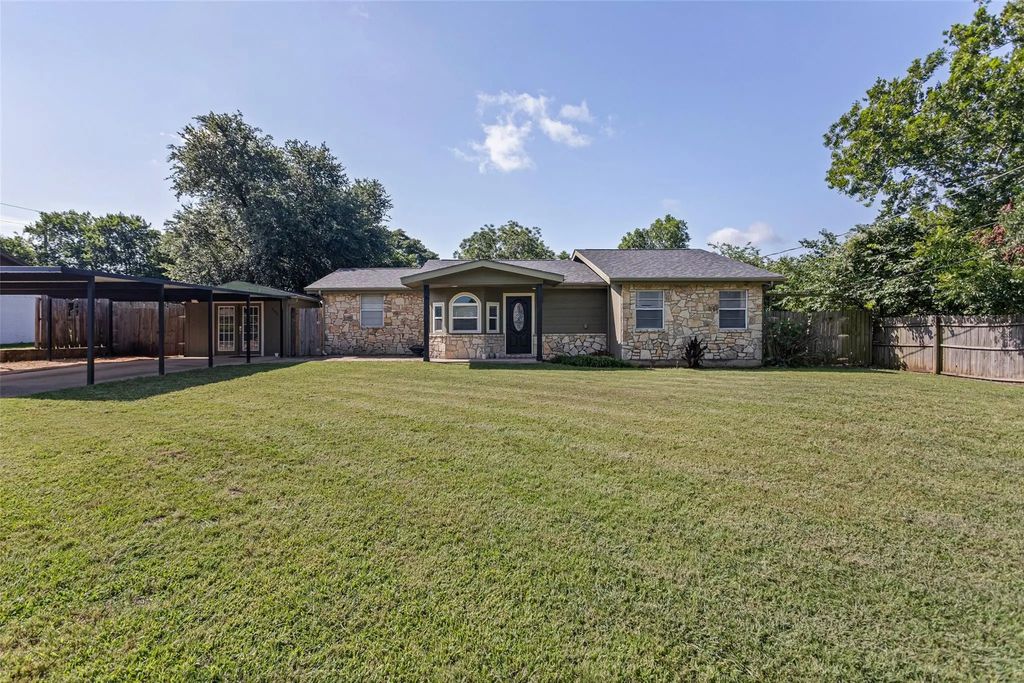 4403 Daugherty Court, Granbury