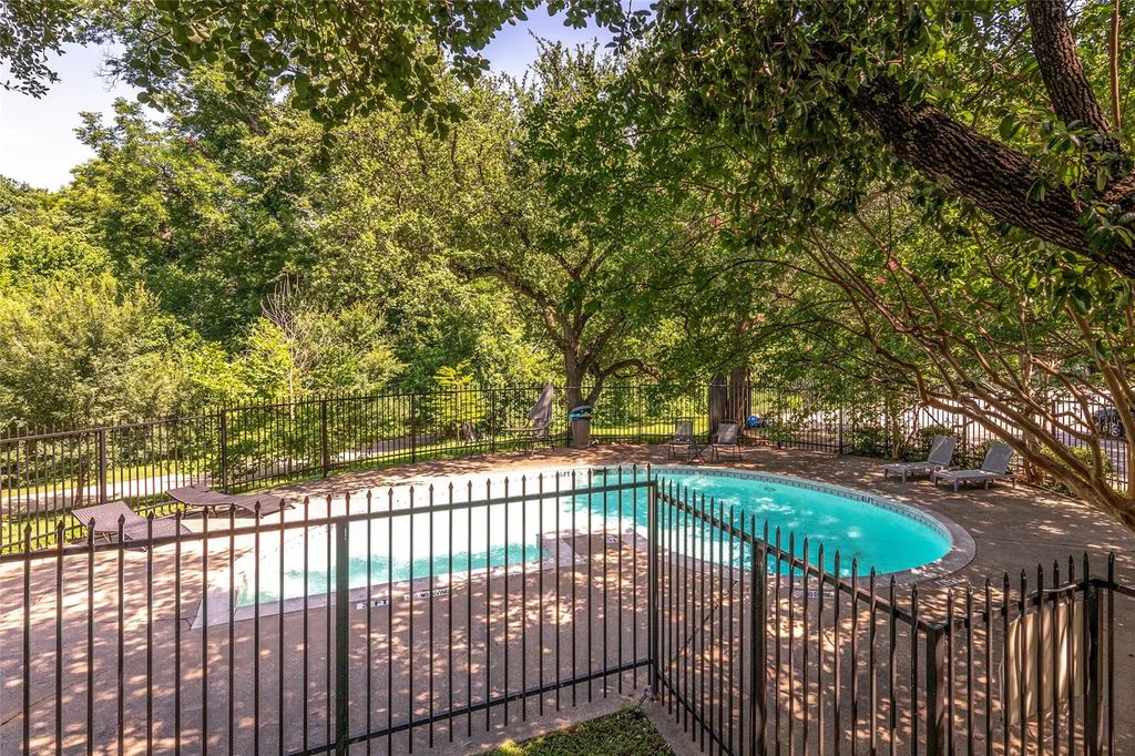6900 Skillman Street 305, Dallas