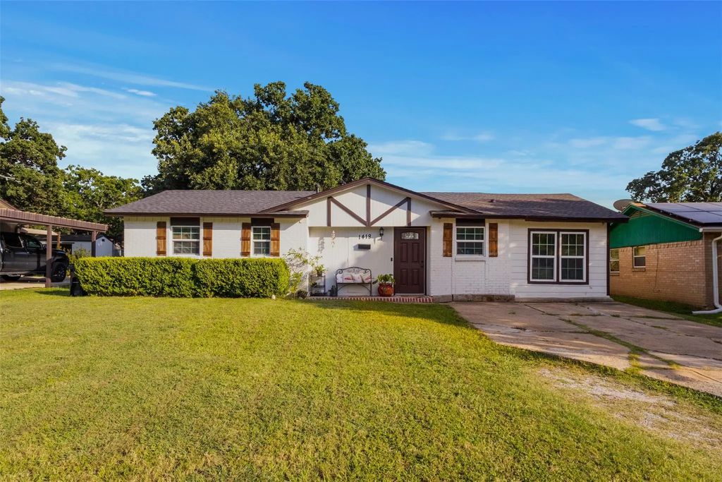 1418 Briarwood Drive, Mesquite