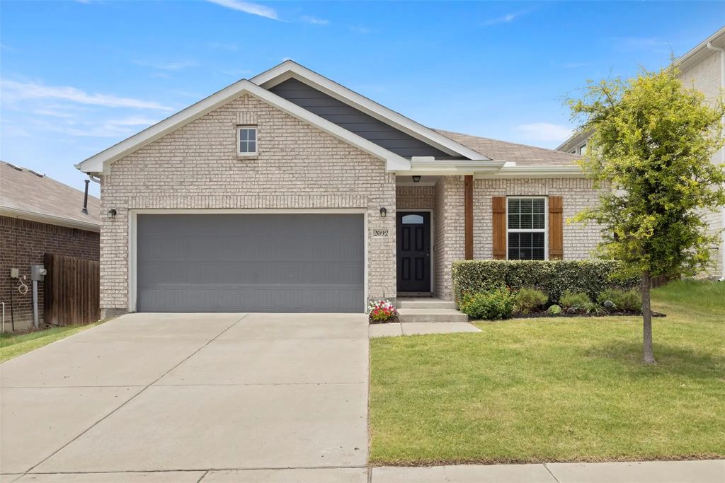 2092 Hartley Drive, Forney
