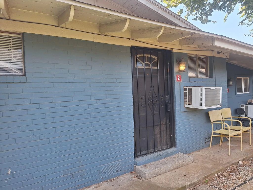 1705 Chris Craft Drive 2, Grapevine