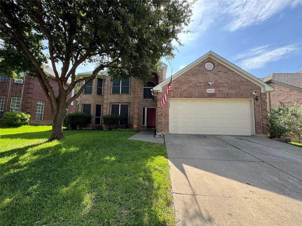 8408 Big Horn Way, Fort Worth