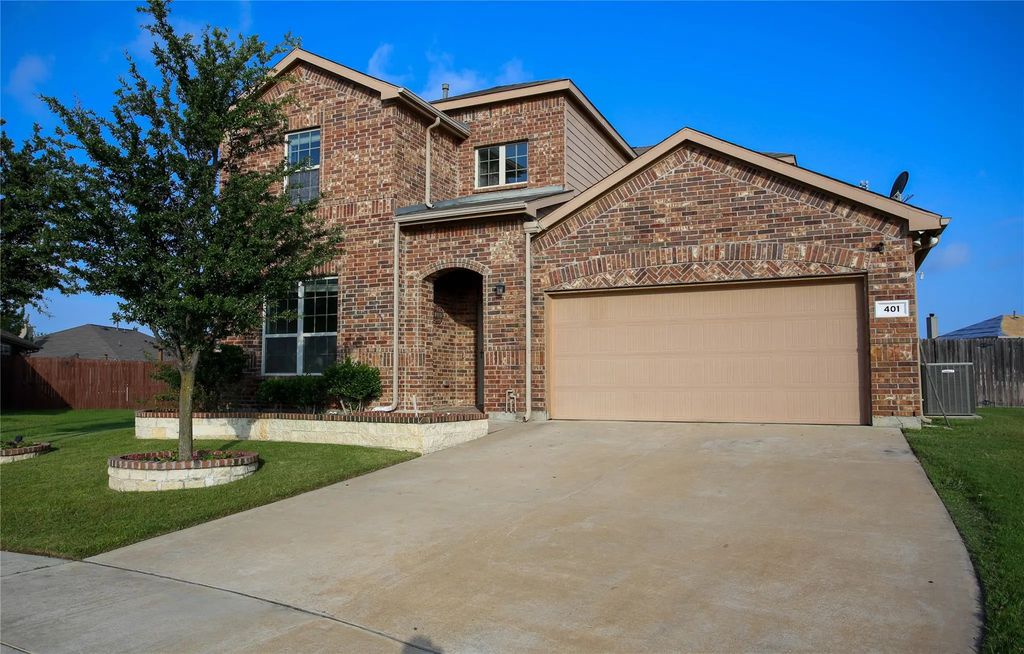 401 Eureka Court, Burleson
