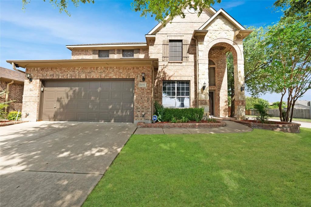 8037 Cedar Lake Lane, Fort Worth