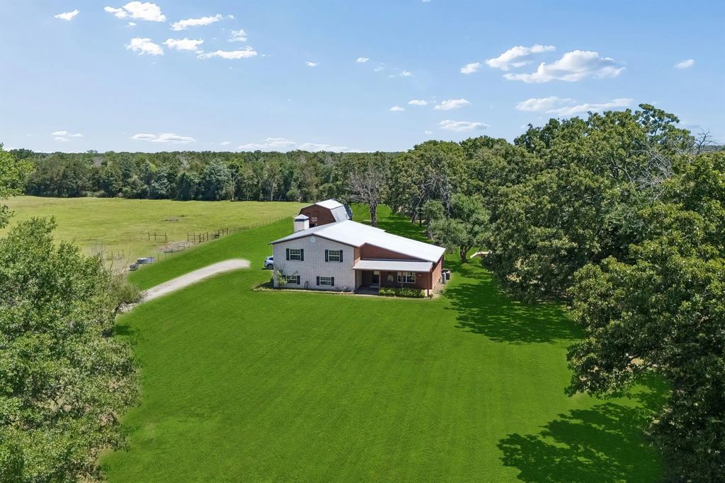 2986 Vz County Road 3208, Wills Point