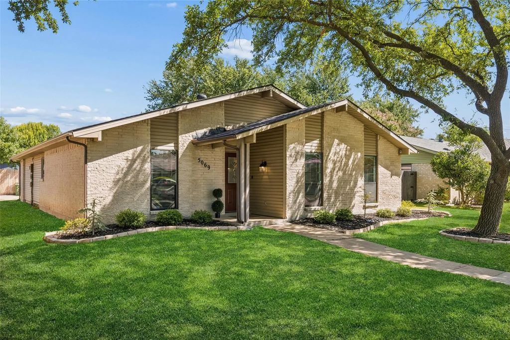 5069 Aztec Drive, The Colony