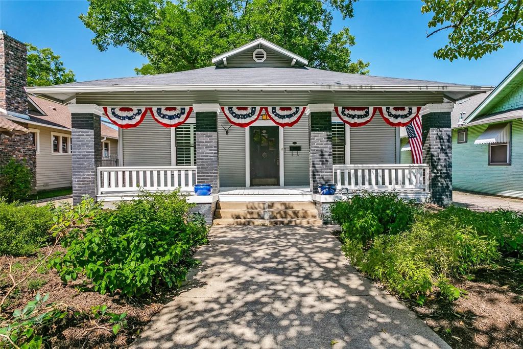 2004 Fairmount Avenue, Fort Worth