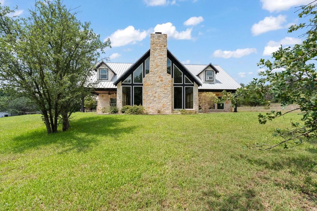 1127 Mallard Lane, Glen Rose