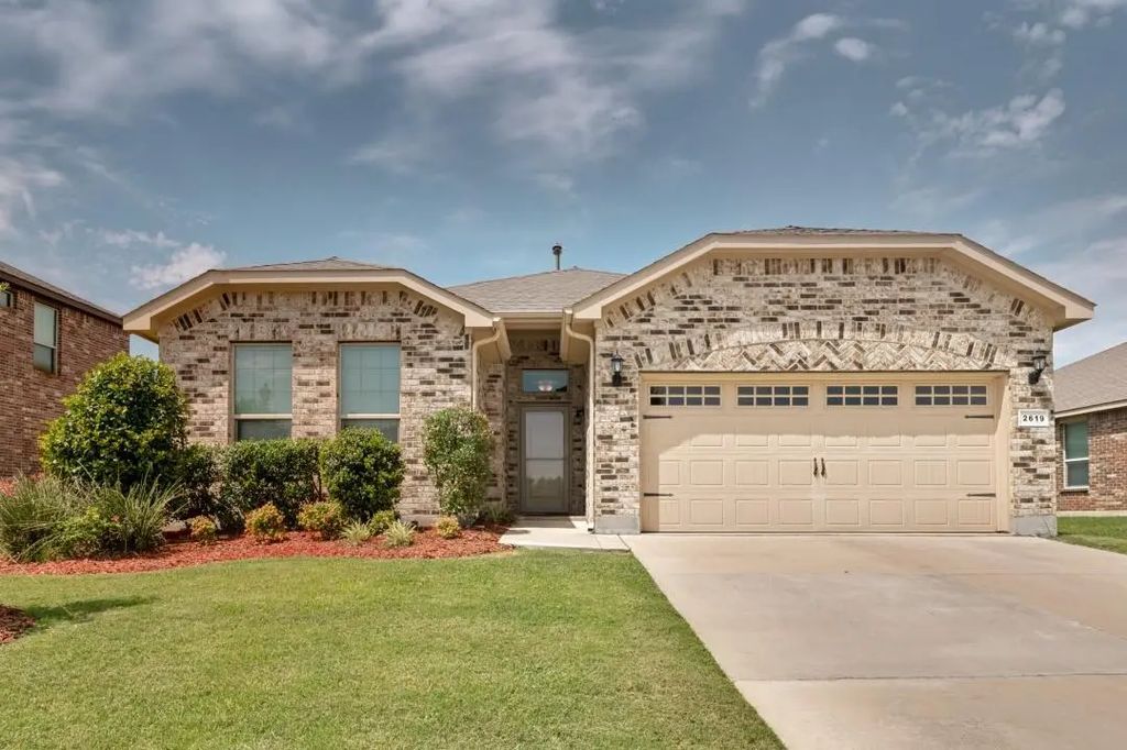 2619 Sunburst Drive, Glenn Heights