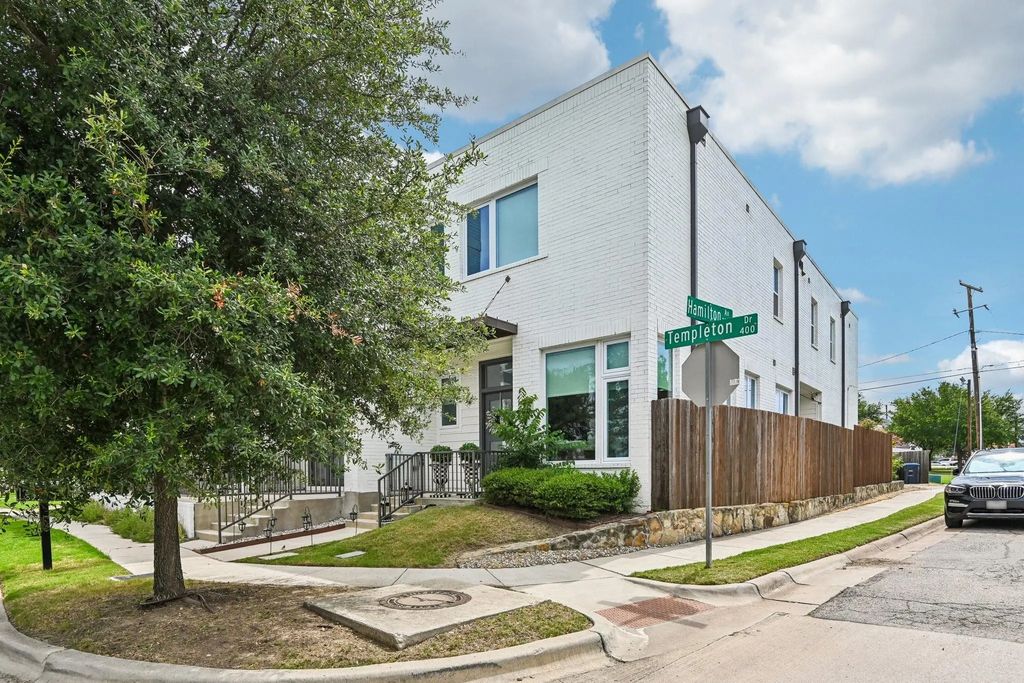 322 Templeton Drive, Fort Worth