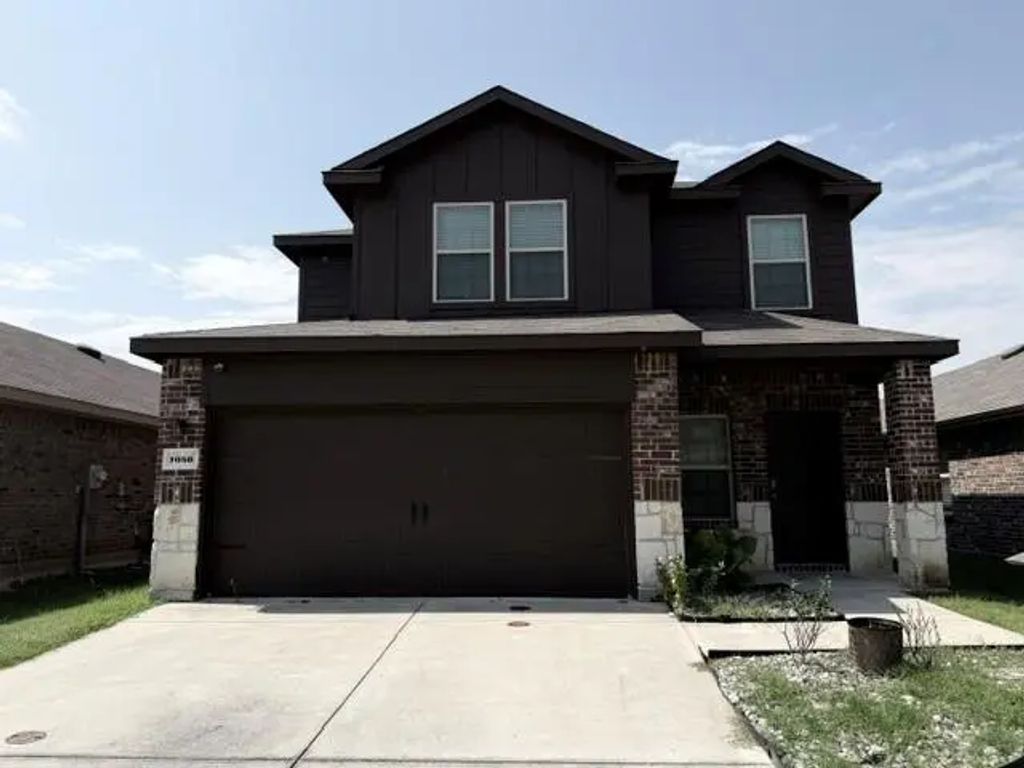 1050 Old Oaks Drive, Forney
