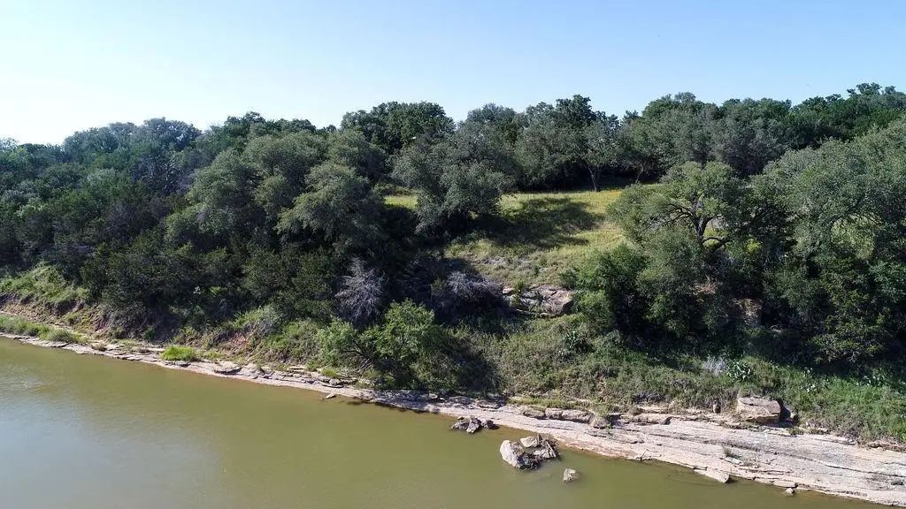 15 Waterwood Loop, Mineral Wells