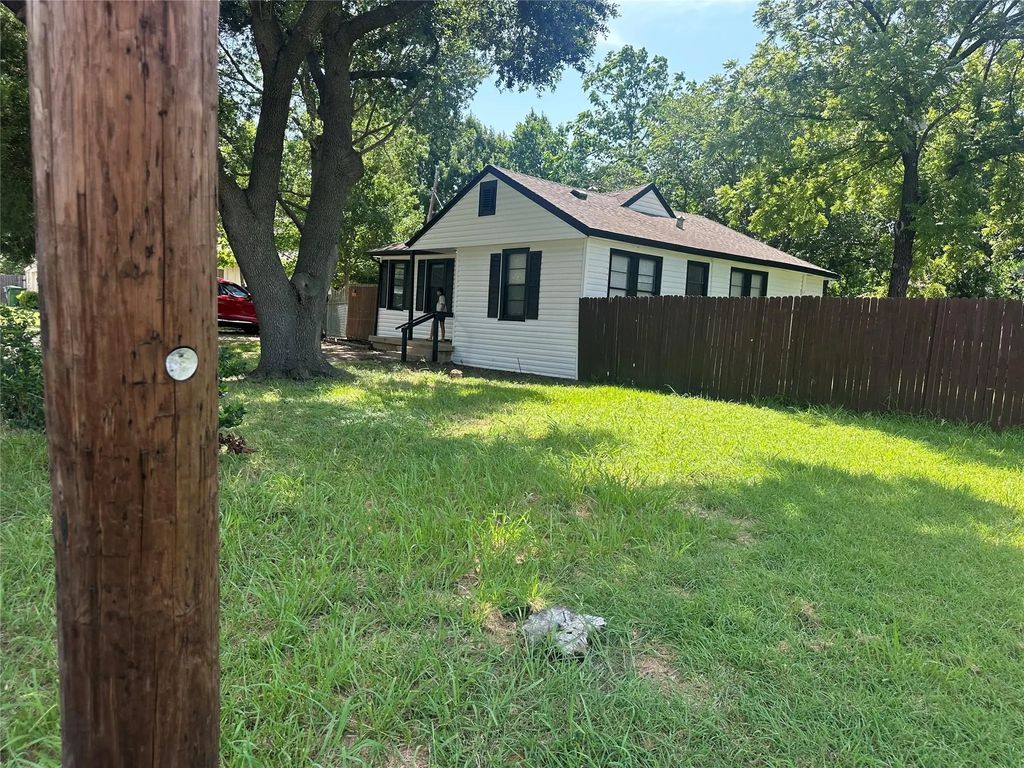 1602 Bruce Drive, Garland