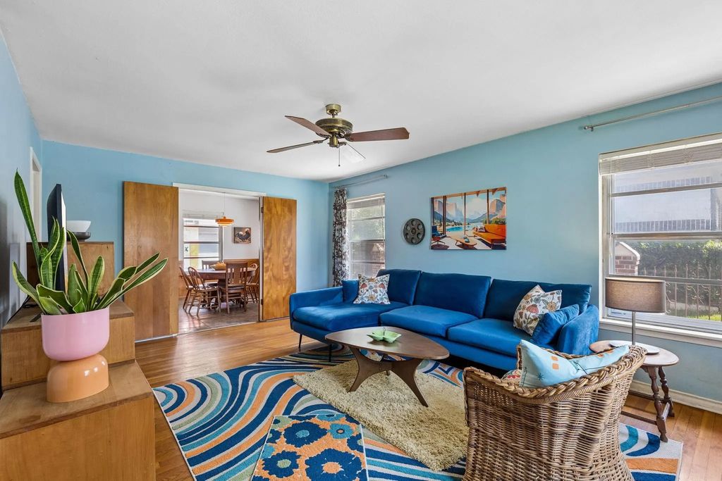 8031 Fall River Drive, Dallas