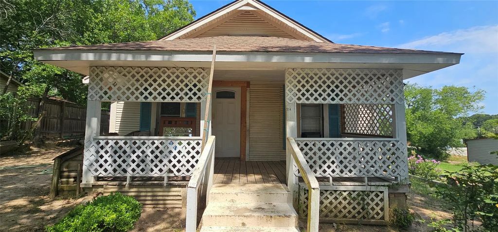 314 N Green Street, Grand Saline