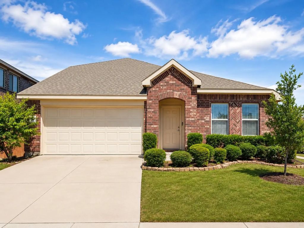 4104 Gaillardia Way, Forney