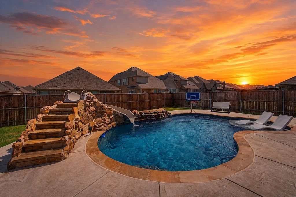 11713 Buckthorn Drive, Fort Worth