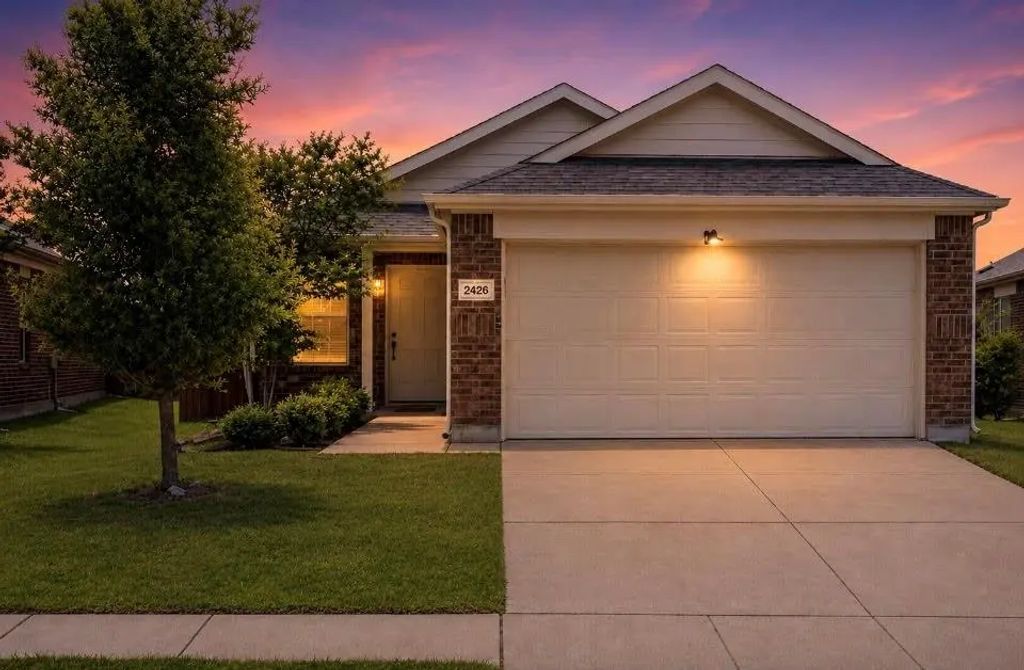 2426 Russell Street, Crandall