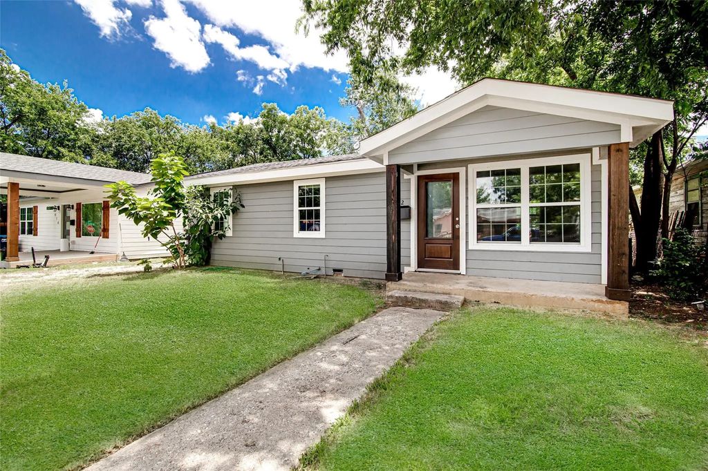 412 E Fogg Street, Fort Worth