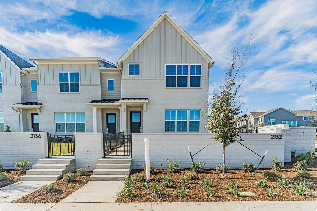 2140 Village Walk Place, Aledo