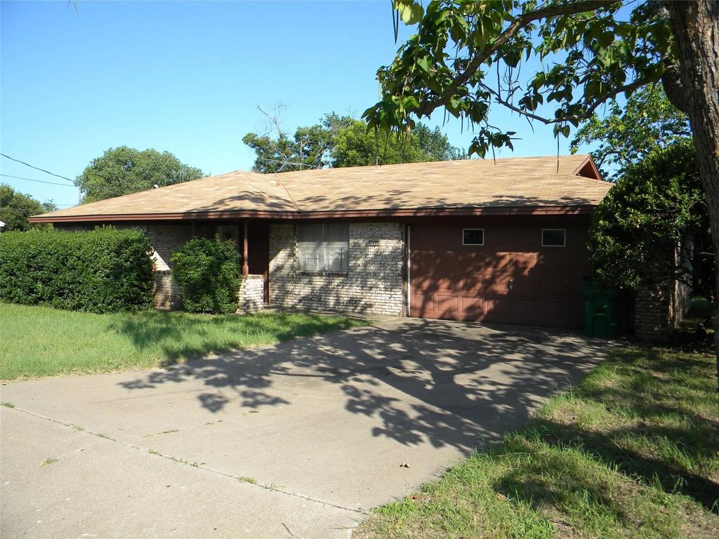 1450 W Ash Street, Stephenville
