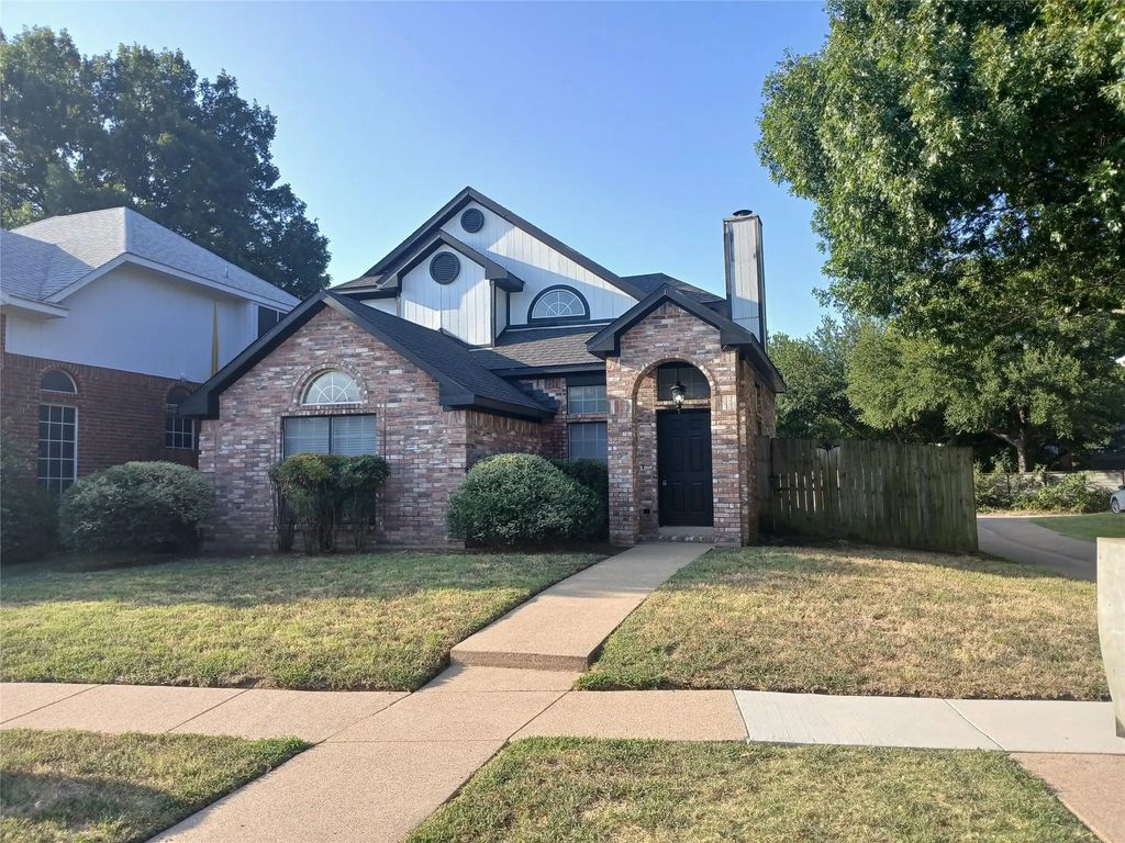 4305 Sierra Drive, Grand Prairie