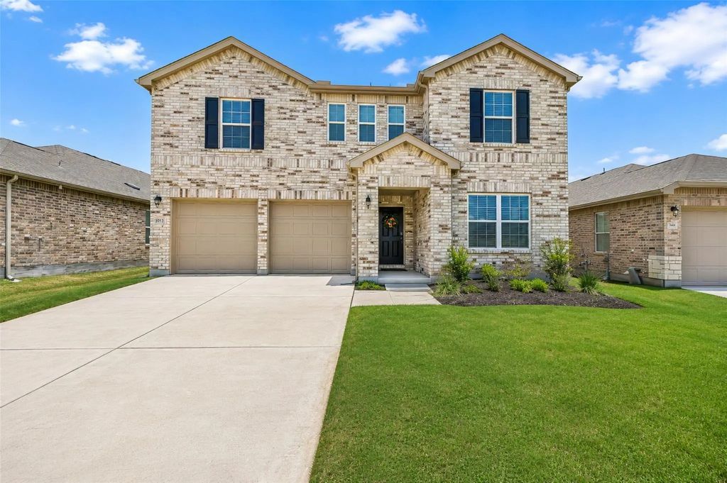 1913 Winding Creek Way, Denton